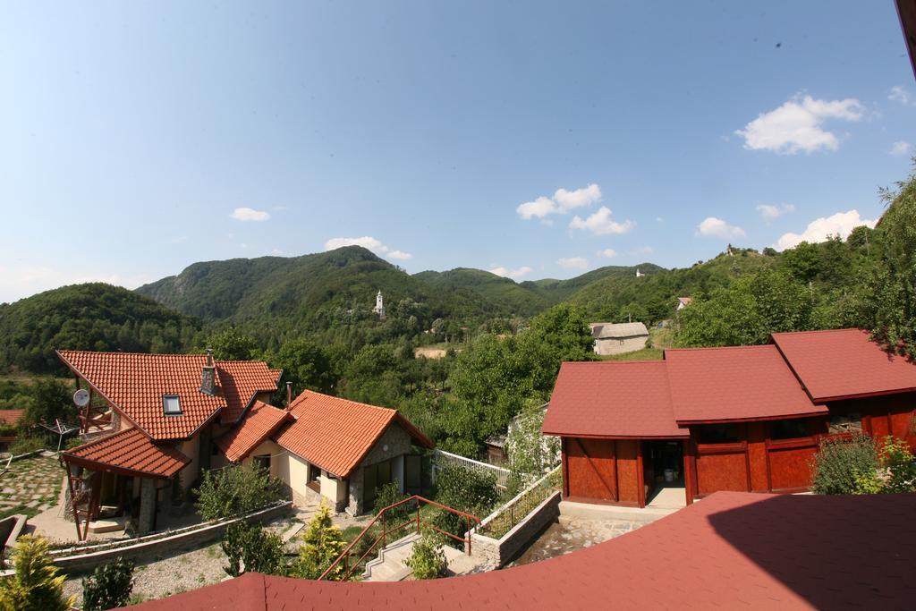 Vila Anastasia Sacarimbu Екстер'єр фото